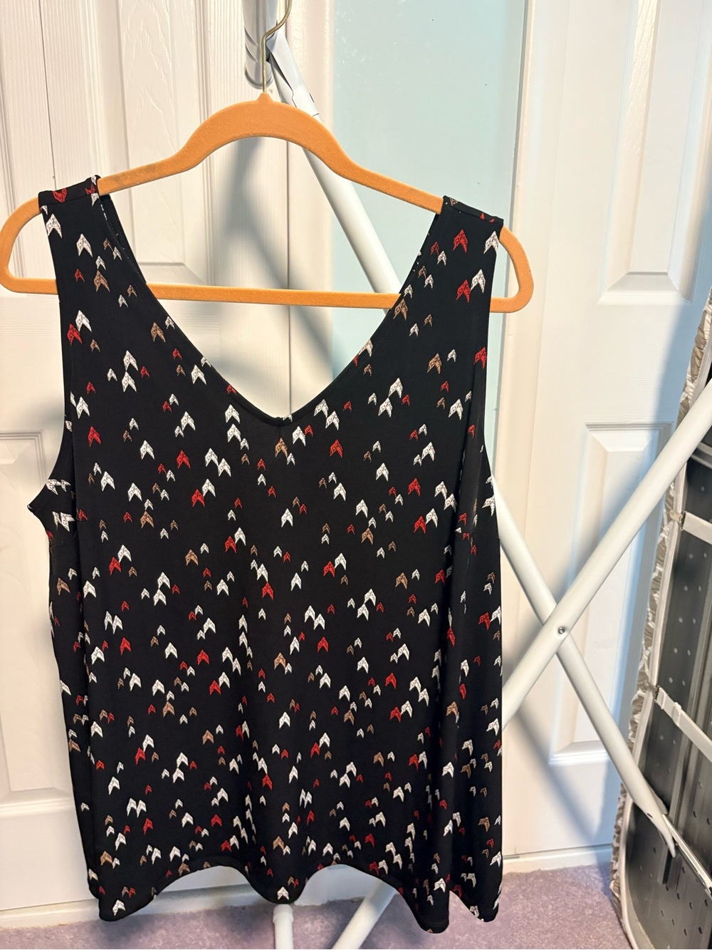 Torrid Black Sleeveless Printed Women's Tank Size 2x